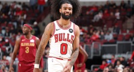 NBA篮网队迎来香港内线新星曾凡博：双向合同开启新征程